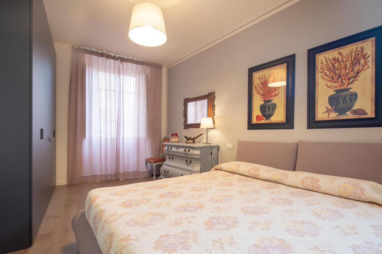 Stunning & Luxurious 1Br Apt 1 Min Walk By Duomo Florencja Zewnętrze zdjęcie